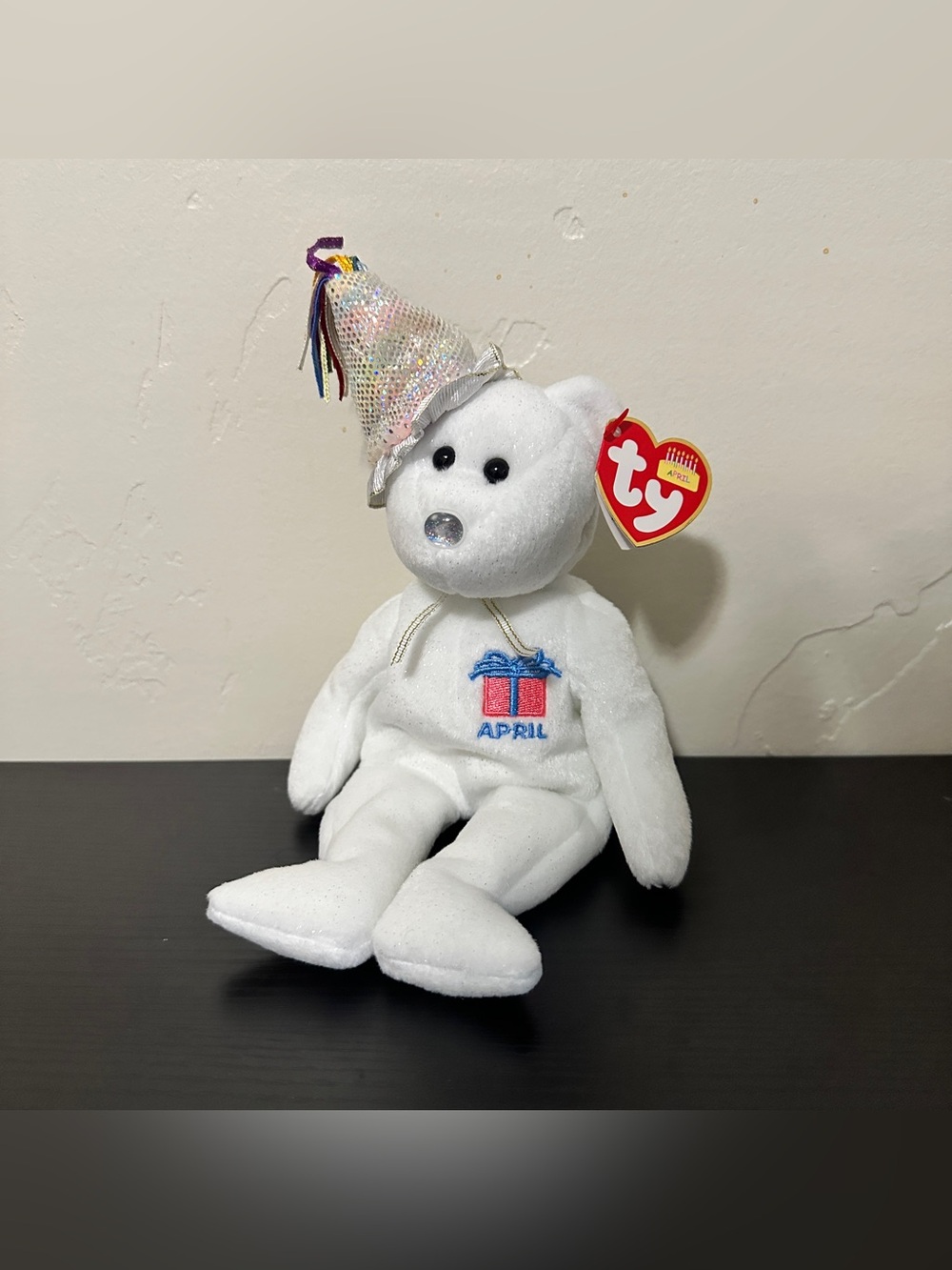Ty Beanie Baby - APRIL the Teddy Birthday Bear